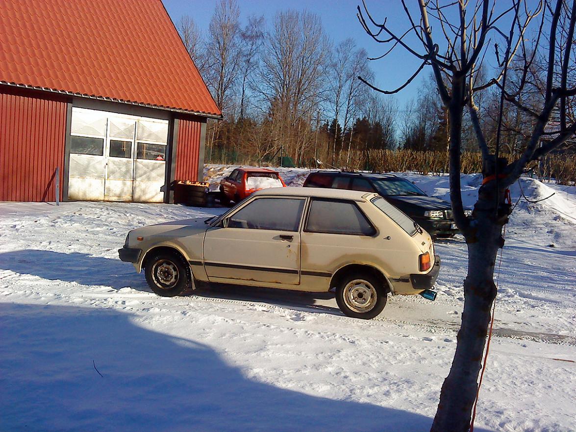 beige starlet.jpg