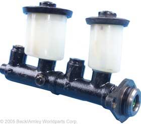 KE20_master_cylinder.jpg