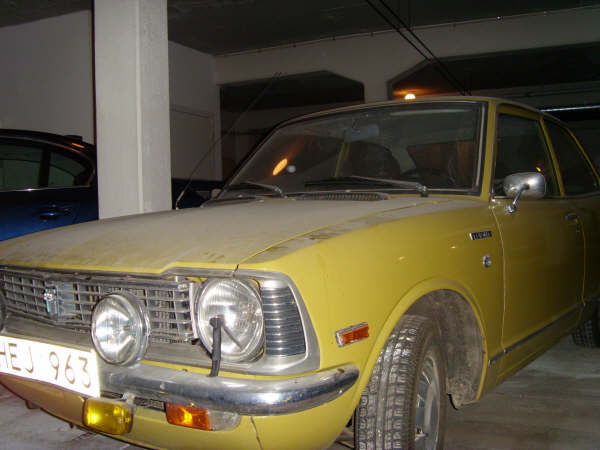 corolla_001.jpg